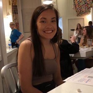 Meet your Posher, Hannah